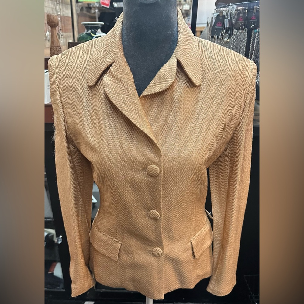 Chantelle sz 6 blazer